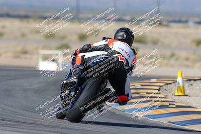 media/Feb-03-2024-SoCal Trackdays (Sat) [[767c60a41c]]/2-Turn 11 (10am)/